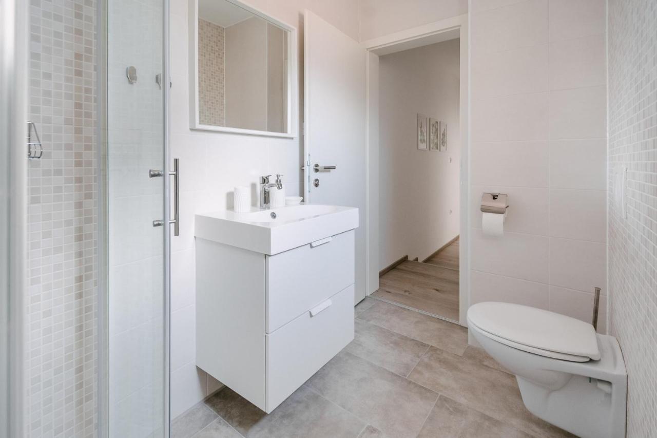 Apartment Fresh - Parking Included Izola Exteriör bild